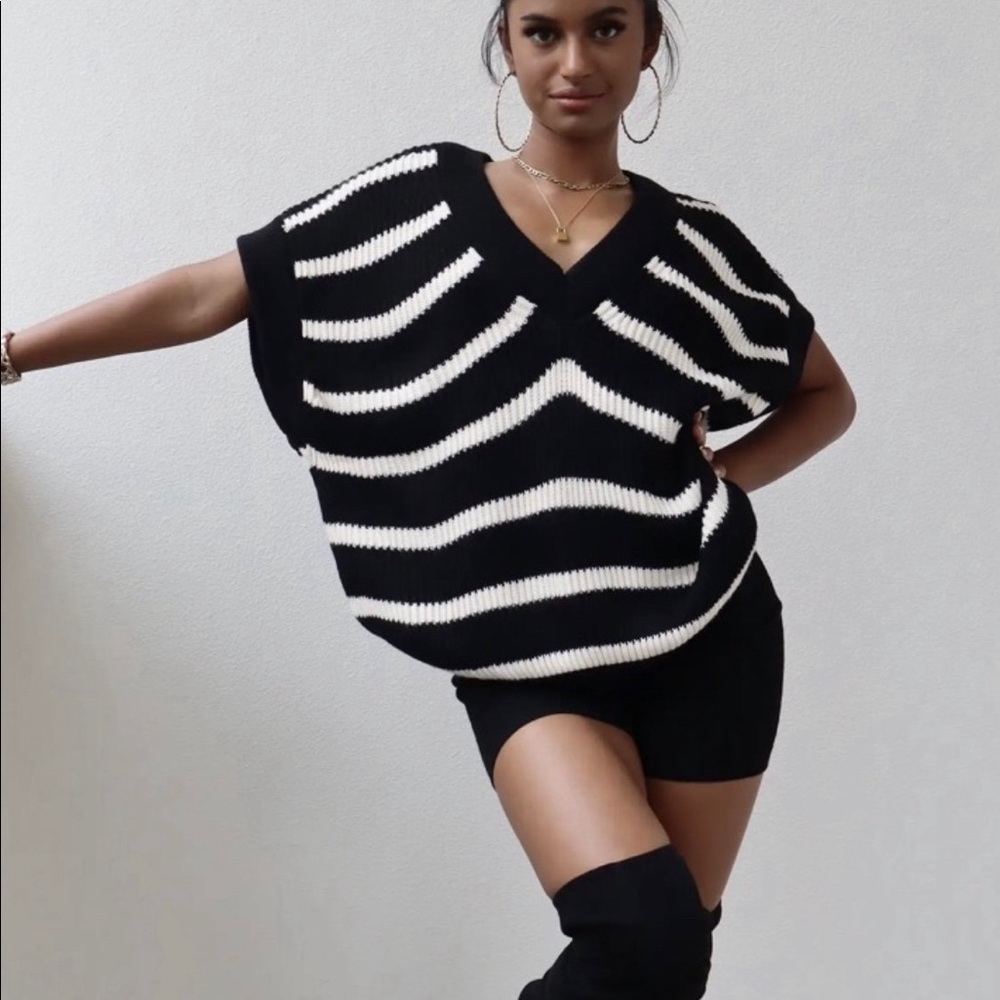 Oversized Sweater Vest